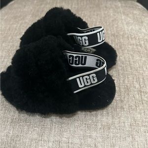 Uggs sandales black for toddler